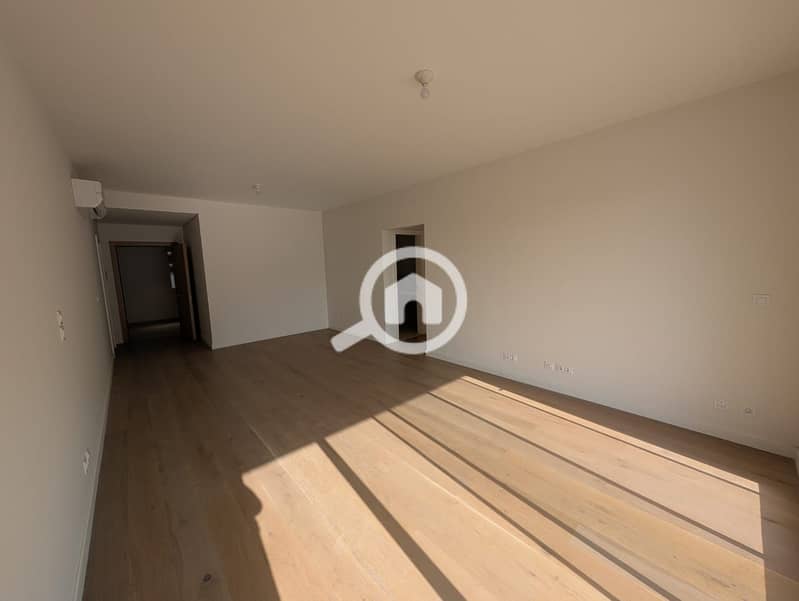 9 9e3e9bec-6889-4281-99be-a6f340a574e5. jpg