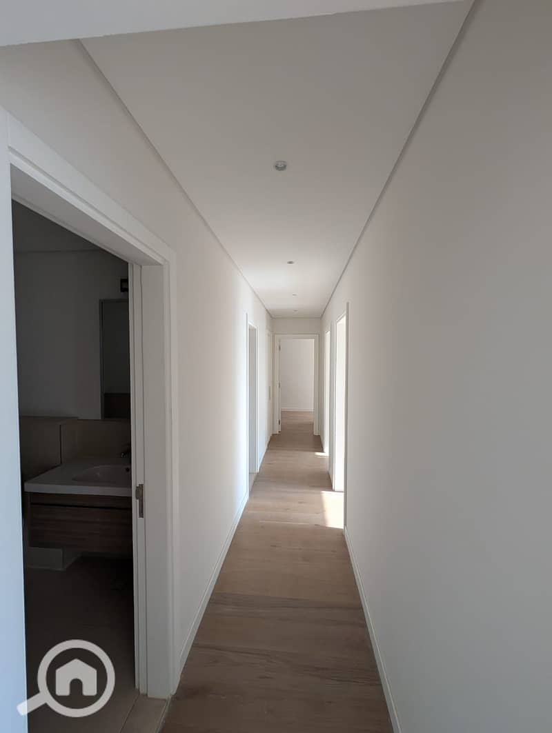 13 7904d3e1-c1ac-4526-be26-0ce61d775b7e. jpg