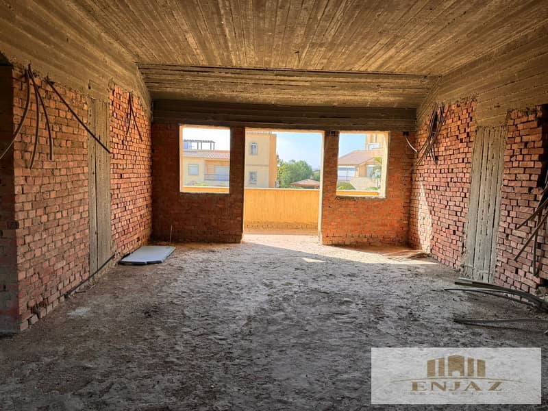 8 WhatsApp Image 2024-12-11 at 11.45. 06_f4209574. jpg