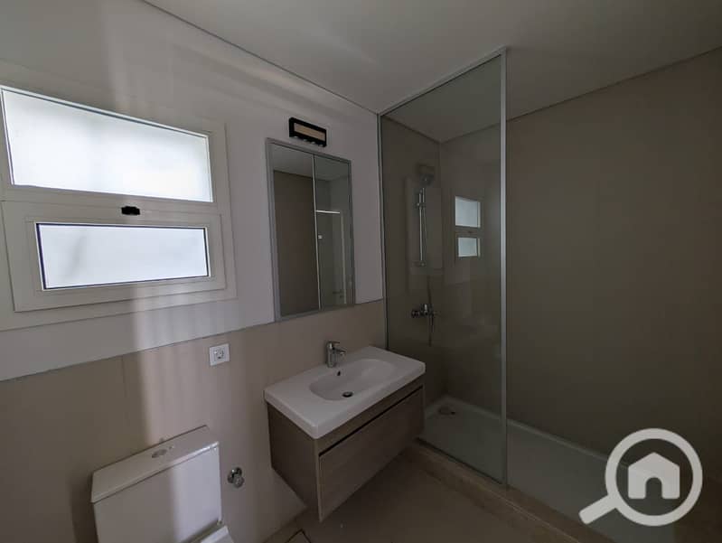 7 cfcd3fae-c5a3-4218-9137-875a0139b3ec. jpg