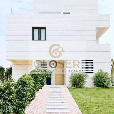 فیلا 4 غرف نوم للبيع في مدينة الشروق، القاهرة - 460717300_3540911772820959_286990118049916913_n. jpg