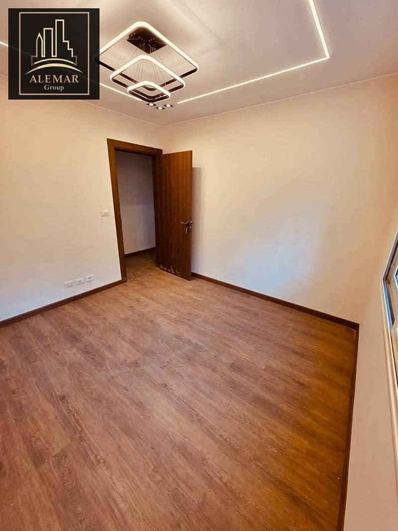 5 905e5f88-d9e3-4280-bb58-ebd1513a9a4e. jpg