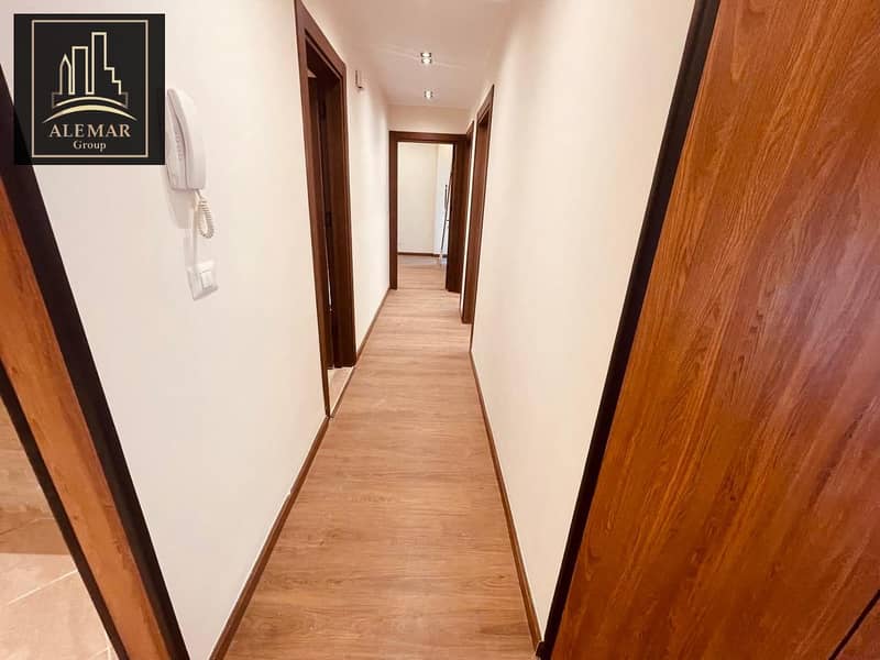 7 e08fe031-4d24-401a-82dc-af22faf1b7a3. jpg