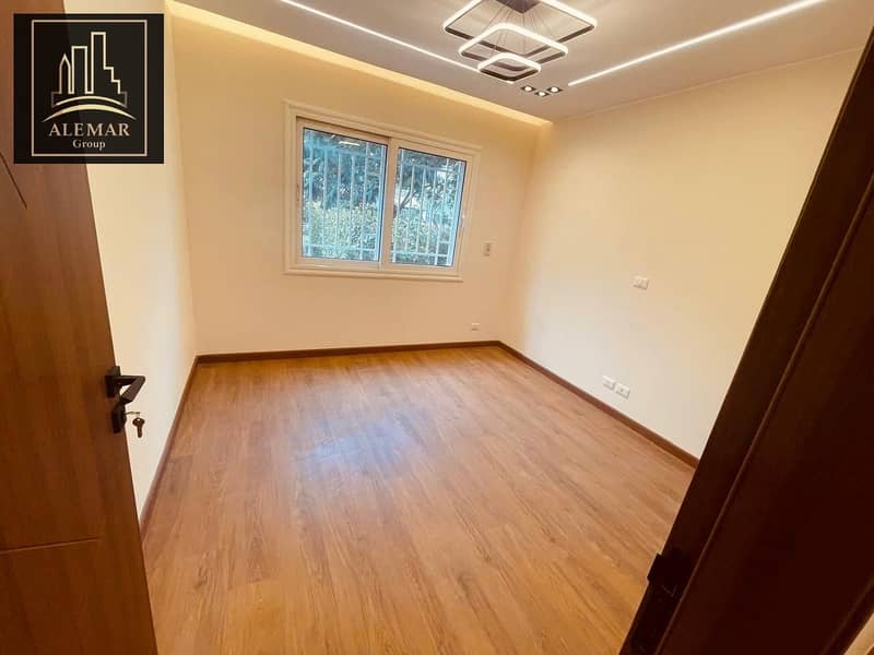 8 e7297e79-d9b9-4ac5-90af-52105292e057. jpg