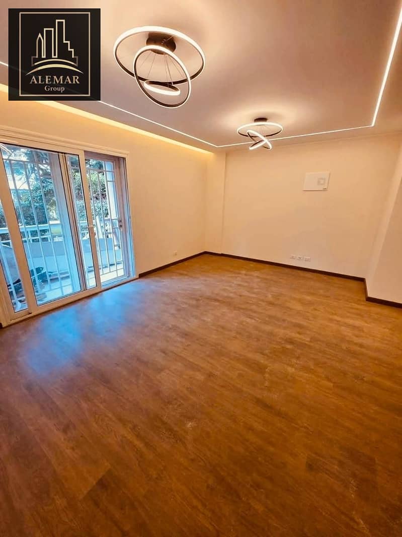 9 e7363ca2-5dc0-4822-b8c0-24c4b6bcf991. jpg