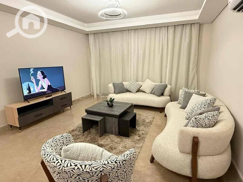 5 eef7fcae-cb5f-458c-8974-5b4ba26d8c67. jpg