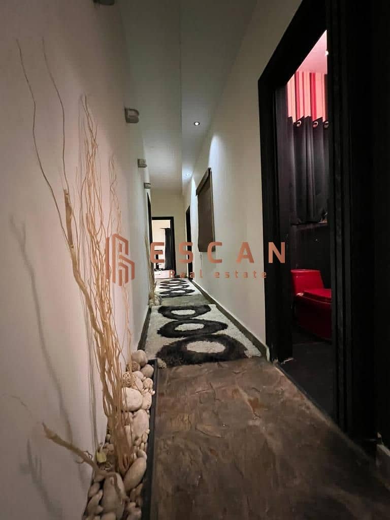 12 U813753 (11). jpg