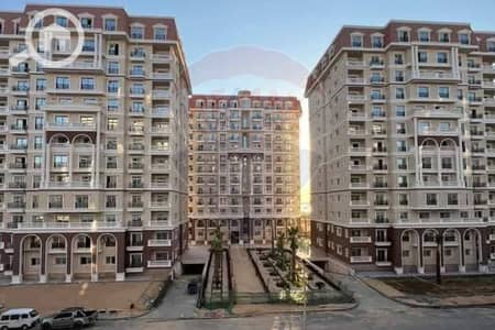 3 Bedroom Flat for Sale in Moharam Bik, Alexandria - 1. jpg