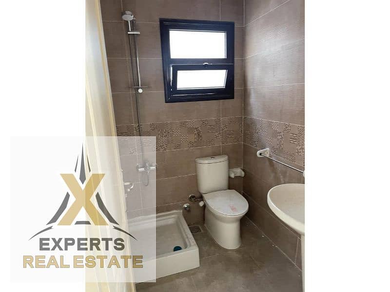 10 WhatsApp Image 2025-11-09 at 12.19. 19 PM. jpg