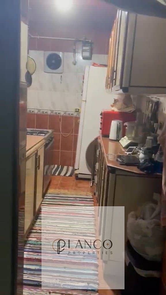 2 3f1bf9f7-3814-4084-8a41-06e11fc56f52. jpg