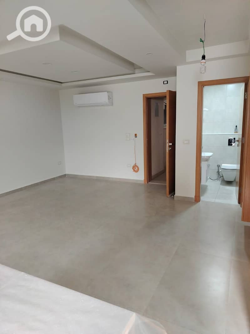 6 5e519776-f4d6-4847-b52b-251874191c86. jpg