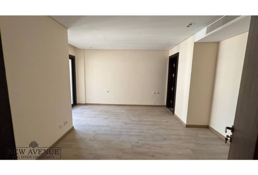 3 a40949d8-2af0-4766-b850-9ced3367b7bf. jpg