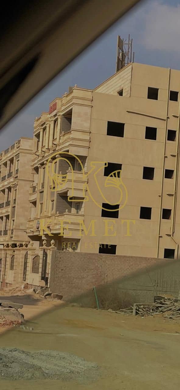 2 11baf5ee-9e63-4a80-8d0c-9c8e0aa85c77. jpg