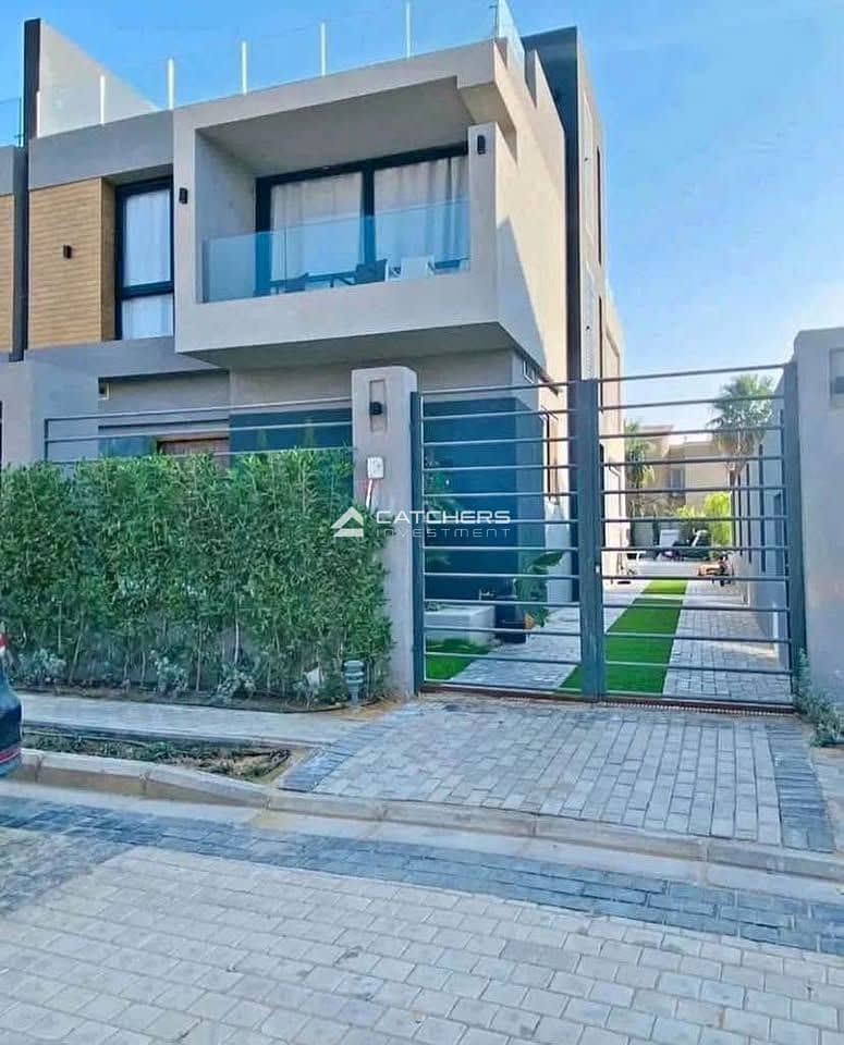 8 579666974_2173229206499909_8405568265332017319_n. jpg