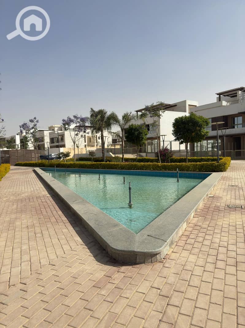 10 WhatsApp Image 2025-05-12 at 16.42. 36 (3). jpeg