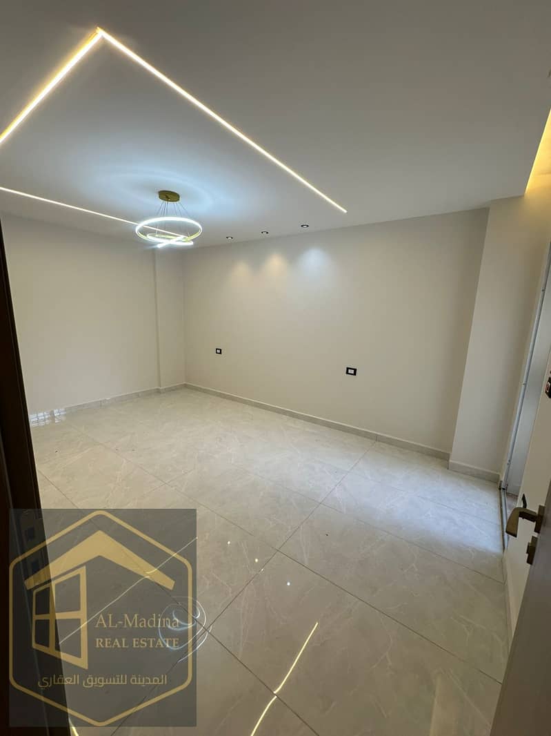 3 WhatsApp Image 2025-11-14 at 7.49. 36 PM (3). jpeg