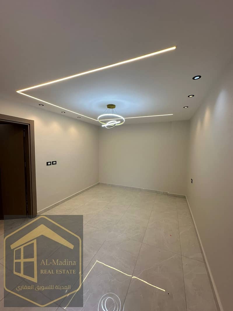 5 WhatsApp Image 2025-11-14 at 7.49. 36 PM. jpeg