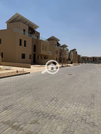 تاون هاوس 4 غرف نوم للبيع في الشيخ زايد، الجيزة - WhatsApp Image 2025-05-12 at 12.30. 26. jpeg