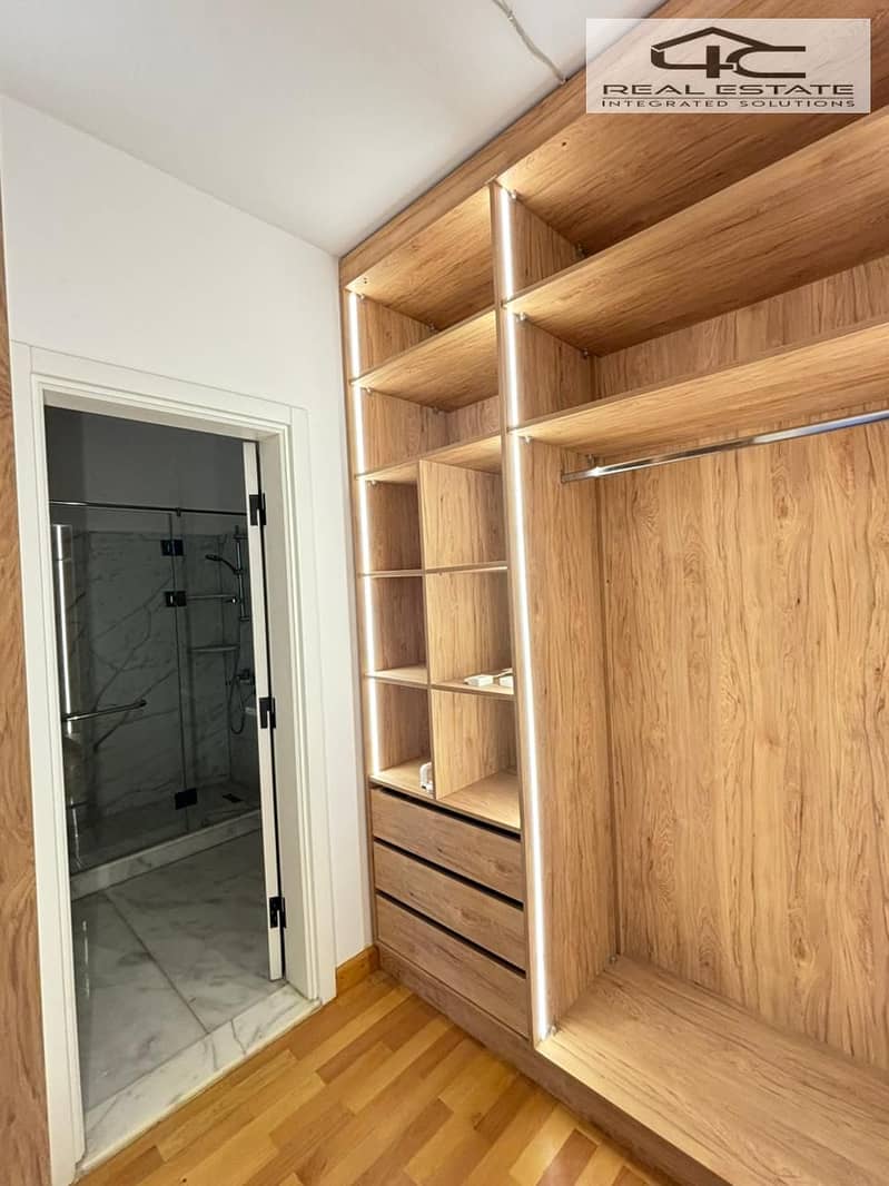 4 WhatsApp Image 2025-11-15 at 3.30. 21 PM (1). jpeg