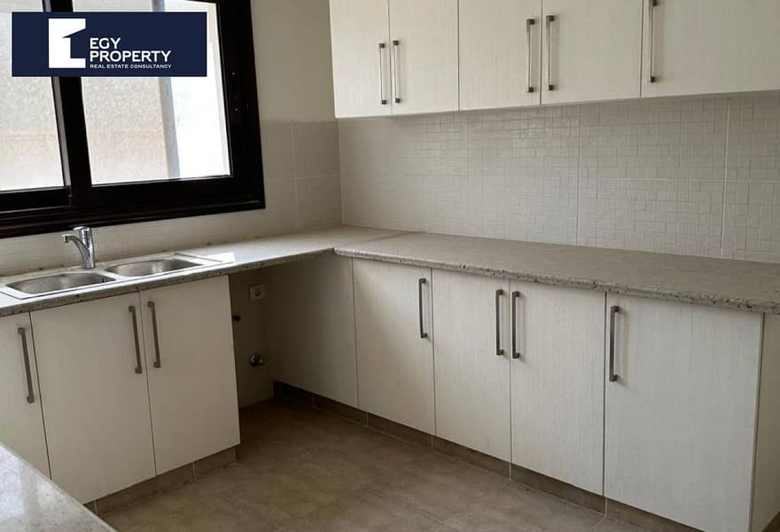 4 c01b0efd-acdd-4706-8723-c9377c166502. jpg