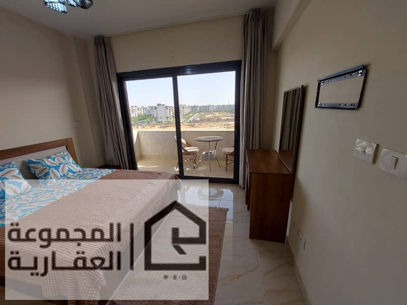 2 efe15f99-51a8-4d3e-9109-4335ad3d2ea4. jpg