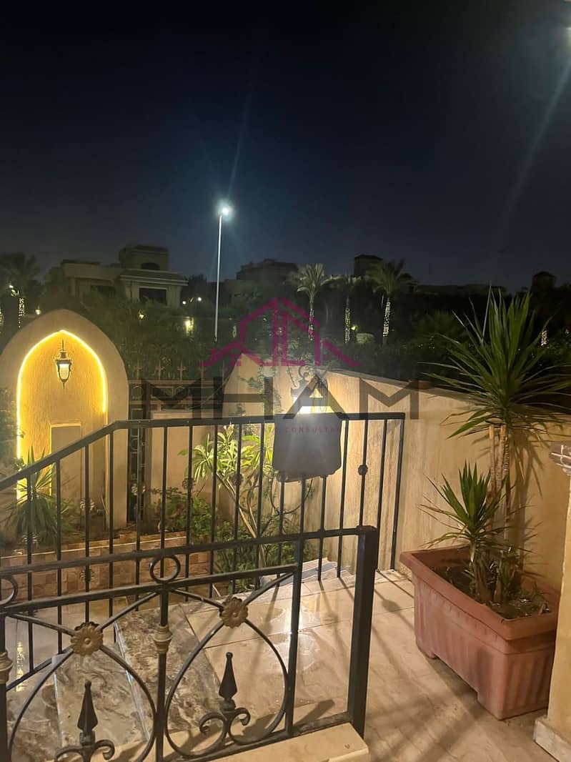 2 photo_5816552206591789942_y. jpg