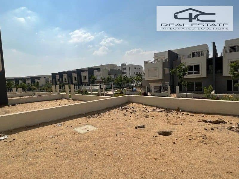 10 WhatsApp Image 2023-06-21 at 4.04. 23 PM (4). jpg