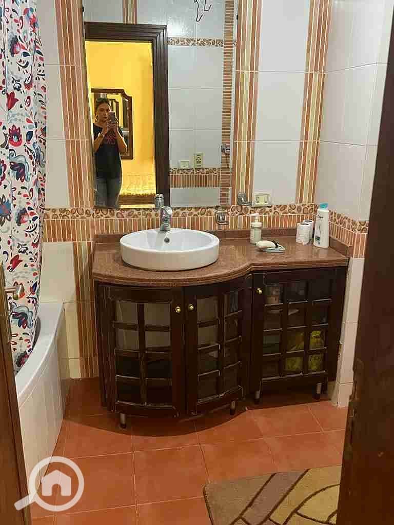 2 IMG-20251102-WA0033. jpg