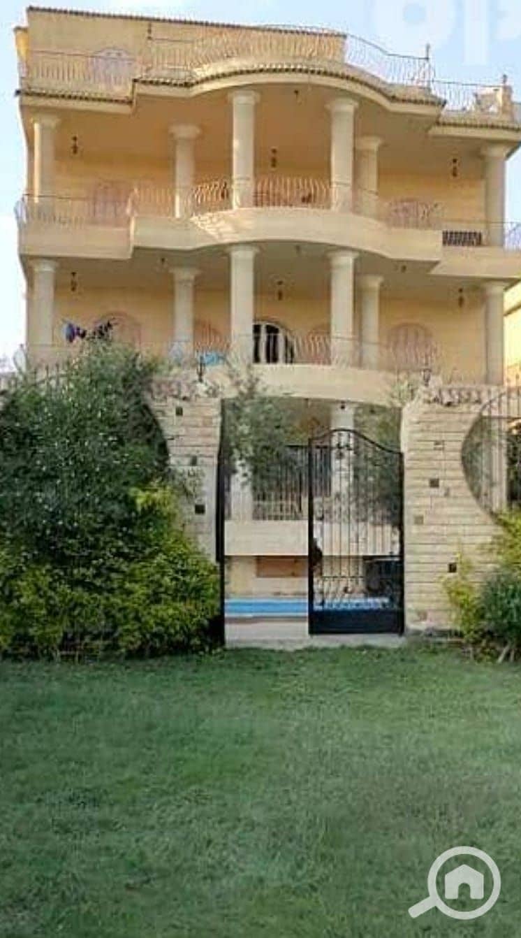 2 WhatsApp Image 2025-11-15 at 21.13. 52_10076632. jpg