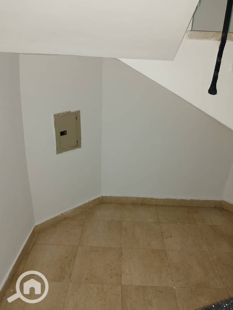 3 WhatsApp Image 2025-10-09 at 6.16. 33 PM (3). jpeg