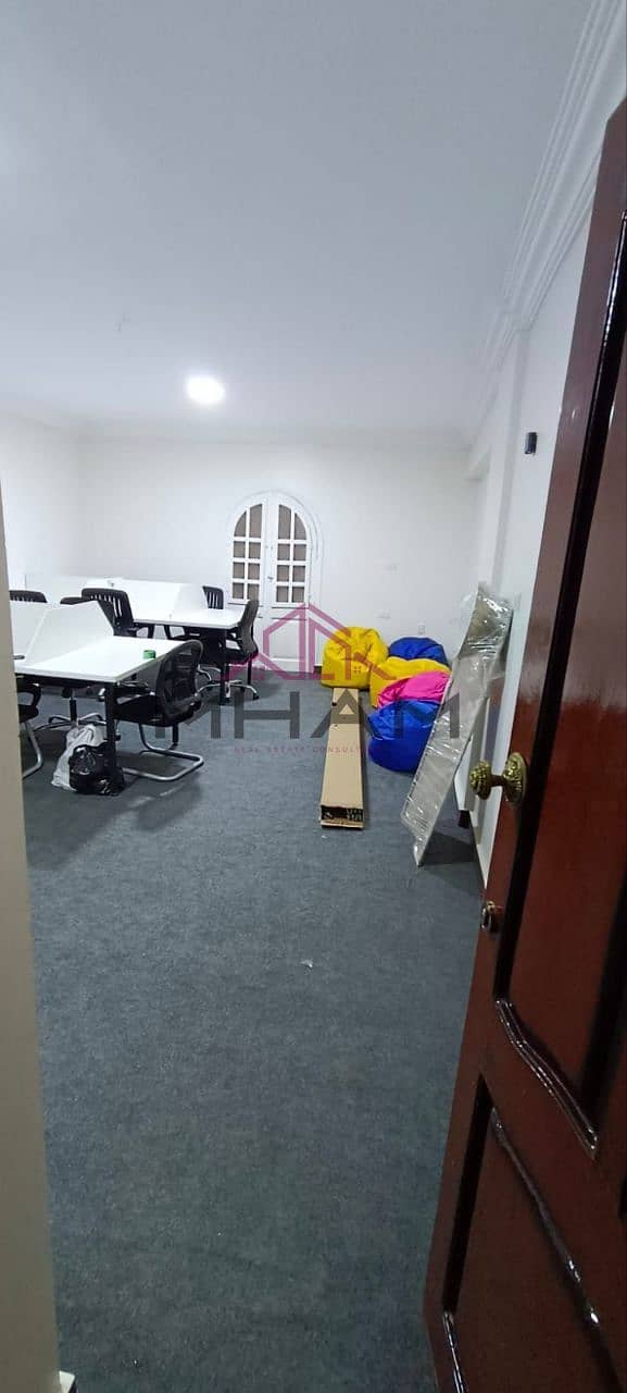 3 photo_5818816423155927836_y. jpg