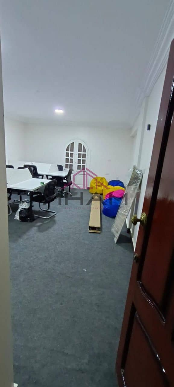 6 photo_5818816423155927839_y. jpg