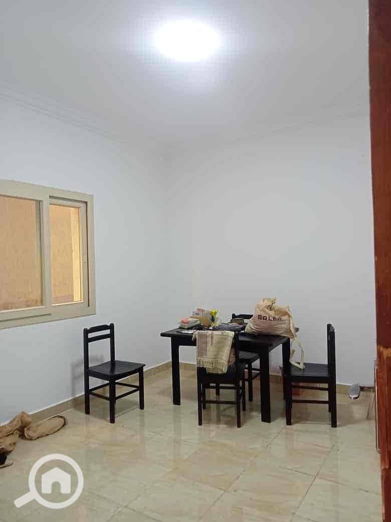 8 1cf7a3b6-94da-4068-bd34-b3e4d5c14f73. jpg