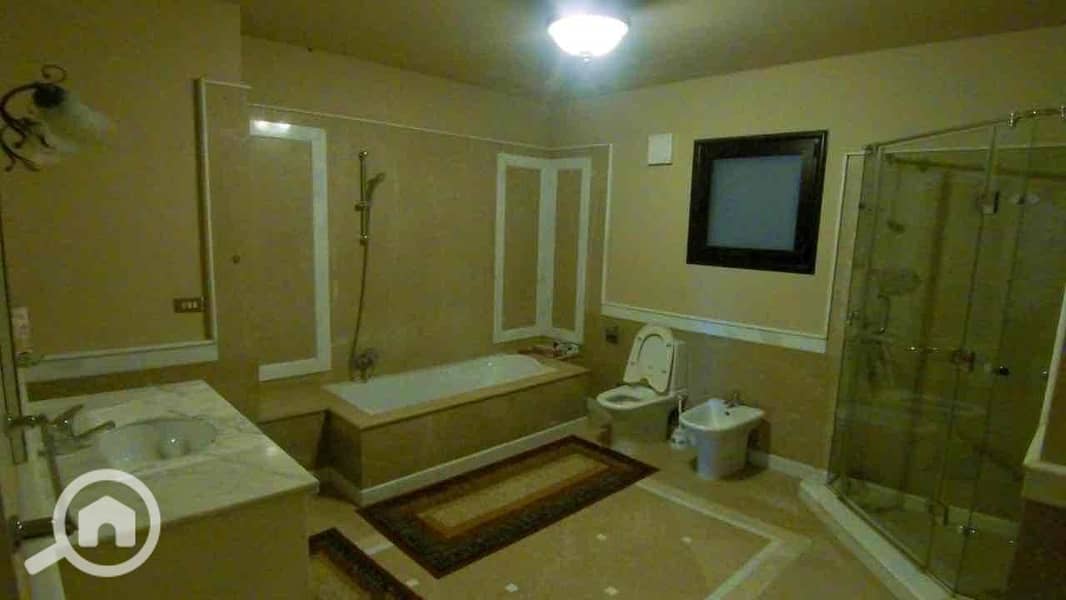 13 3882778f-ed43-4948-9760-f81ec2290316. jpg