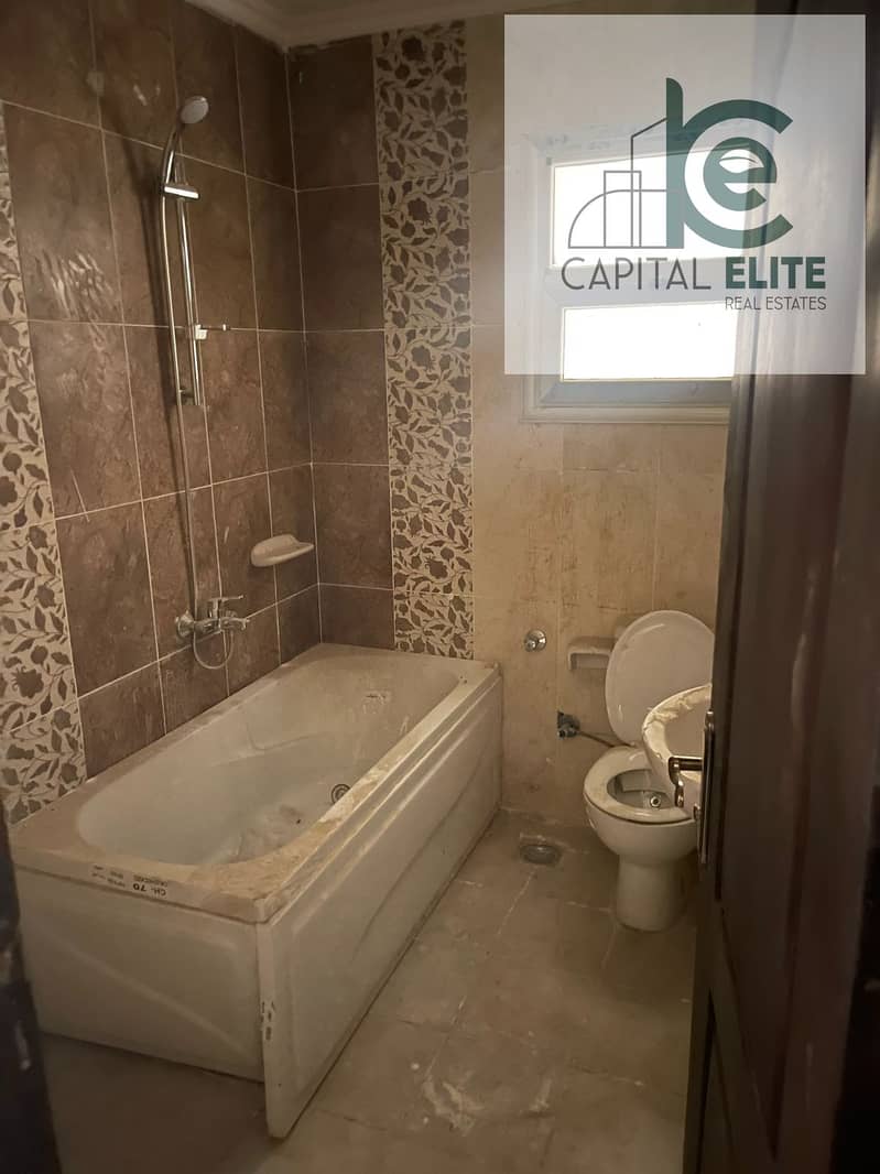 2 2a37ca69-a369-4c67-af10-30a78b1332f1. jpg