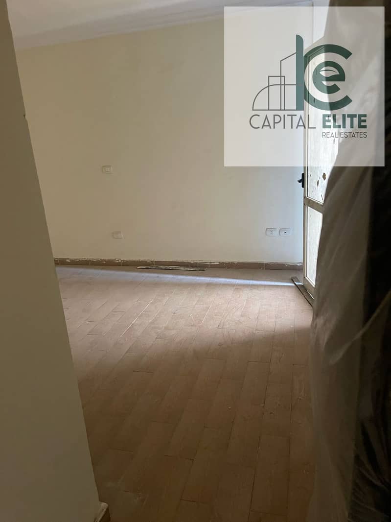 8 3344887f-1c1a-472d-a79f-a86a13d2685e. jpg