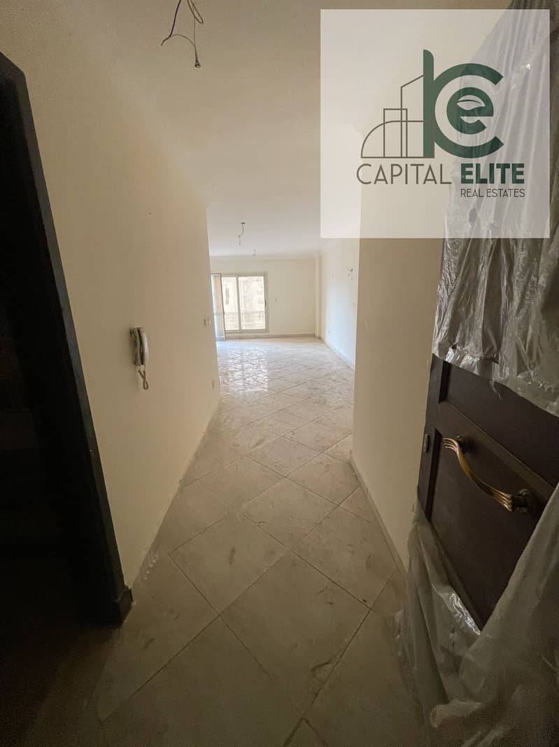 10 b20935b7-5b74-4fbd-8d07-a8e8922f9fa8. jpg