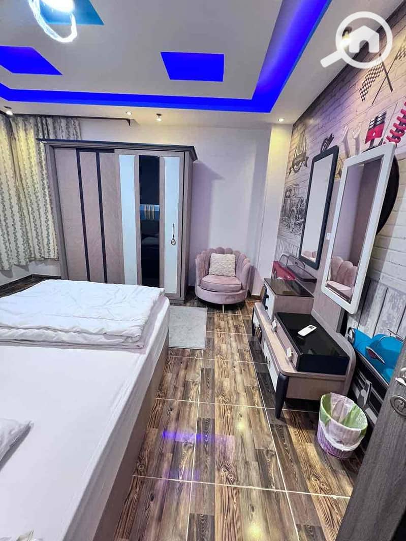 2 c996ff69-1b8e-45f7-bc35-6204ba1c0fd4. jpg