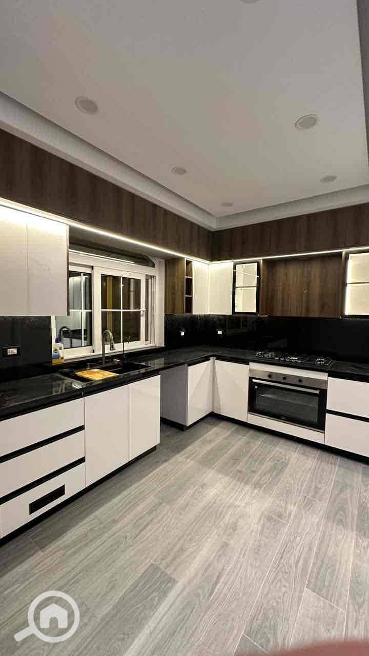 4 d82e90e2-6083-4cae-b59f-3d1efce378c1. jpg