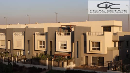 3 Bedroom Townhouse for Sale in New Cairo, Cairo - IMG_4832. JPG 3 Bedroom Townhouse for Sale in New Cairo, Cairo - IMG_4832. JPG