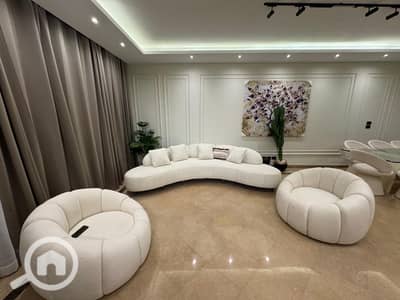 توين هاوس 4 غرف نوم للايجار في مدينتي، القاهرة - WhatsApp Image 2025-11-15 at 5.37. 13 PM (2). jpeg