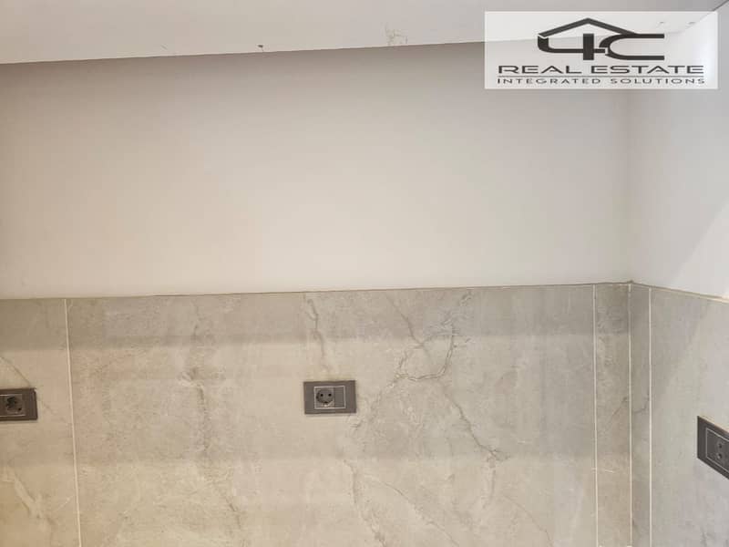 5 WhatsApp Image 2025-11-04 at 6.07. 19 PM. jpeg