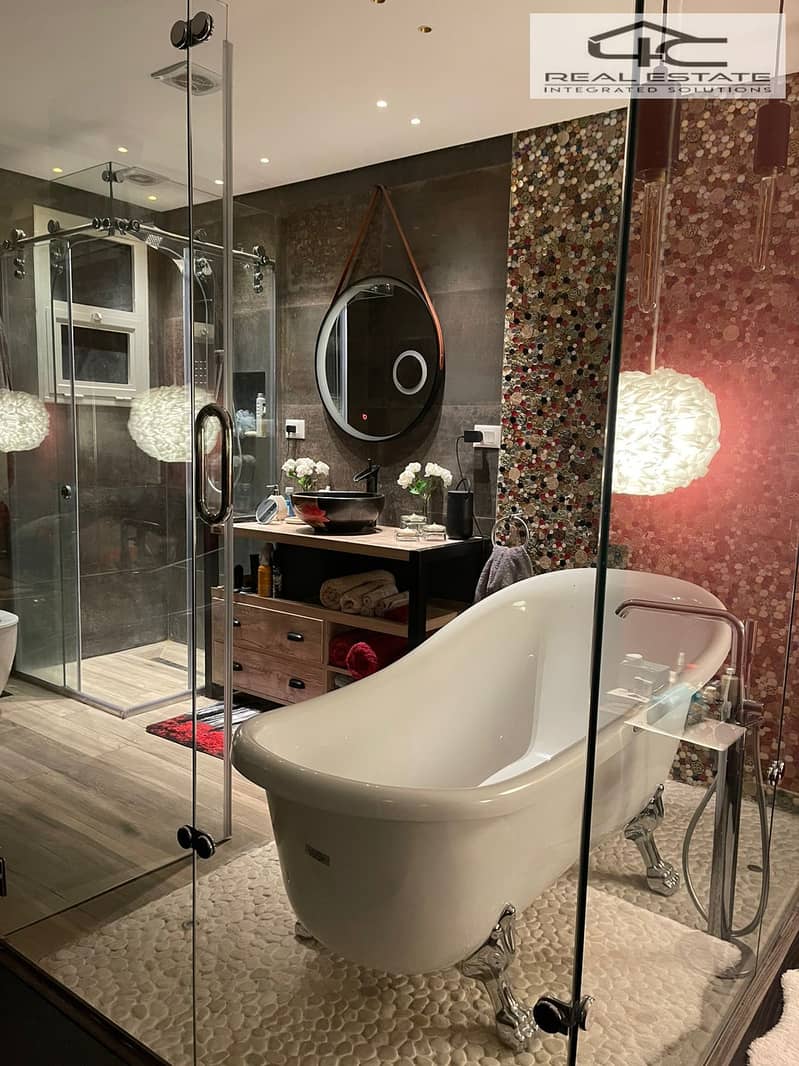 6 WhatsApp Image 2025-11-13 at 19.47. 49 (1). jpeg