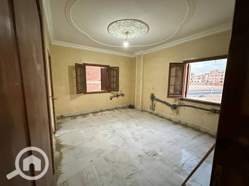 16 f1ae5f65-aa8d-4268-a147-3327484b1a9a. jpg