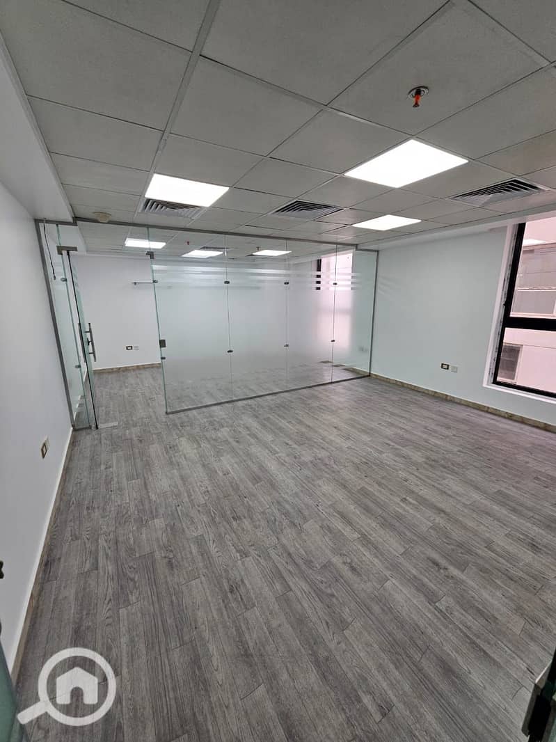 4 WhatsApp Image 2025-11-02 at 9.33. 03 PM (11). jpeg