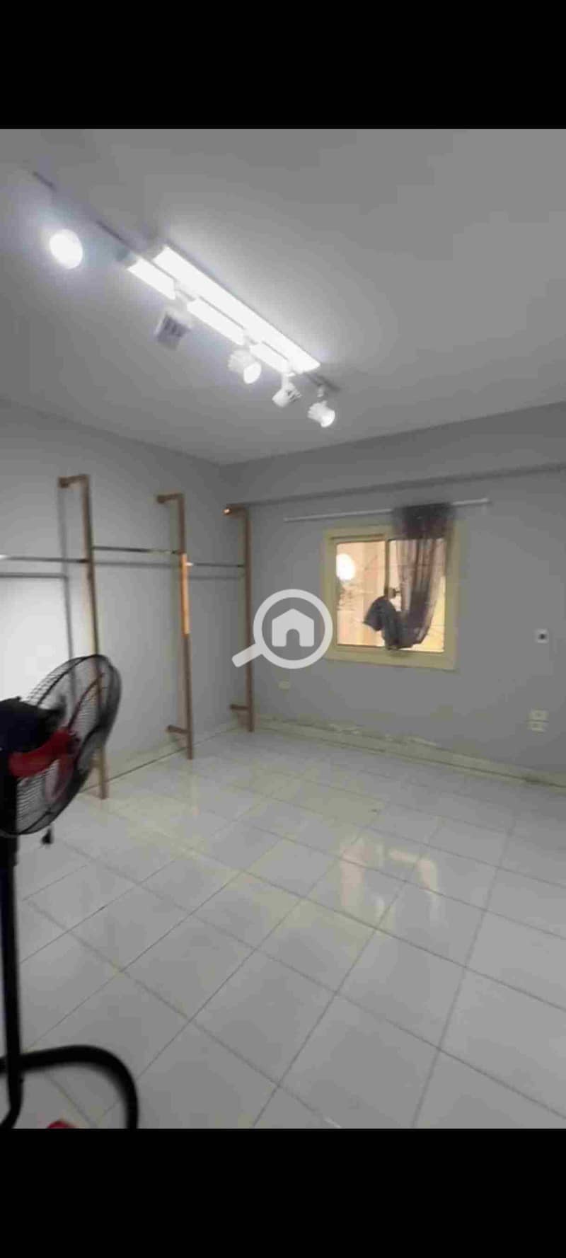 1000282862. jpg 1000282862. jpg