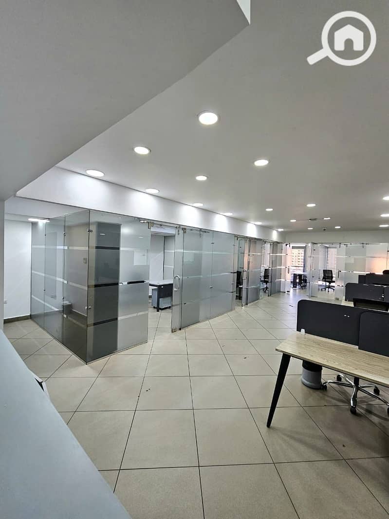 5 WhatsApp Image 2025-10-29 at 6.47. 49 PM (4). jpeg