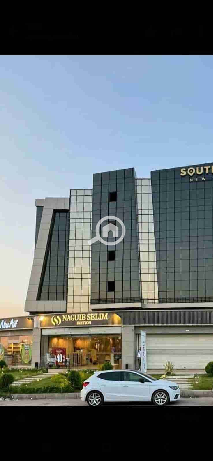 1000995760. jpg 1000995760. jpg