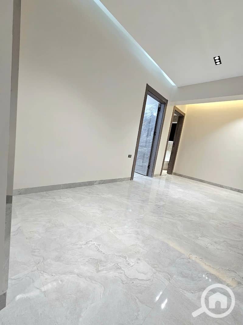 4 WhatsApp Image 2025-11-16 at 12.58. 06 AM. jpeg