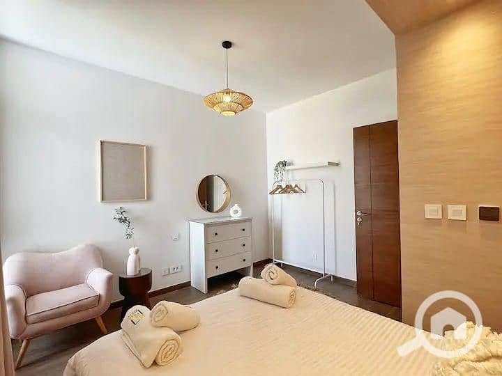 11 285080a1-acf5-461d-8300-55db52a88b20. jpg